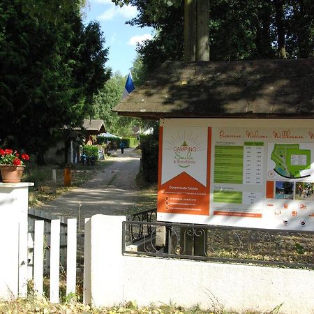 Camping Smile & Braudieres Mézières-sous-Lavardin Bagian luar foto