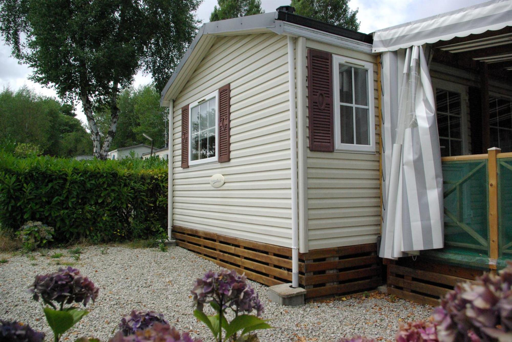 Camping Smile & Braudieres Mézières-sous-Lavardin Ruang foto